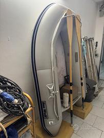 Gommone senza motore