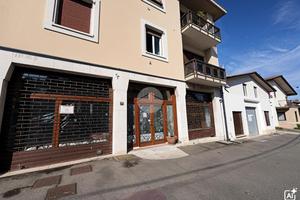 NEGOZIO A BEDIZZOLE