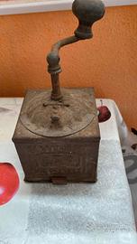 macinino manuale Fratelli Bertoldo, Tre Spade