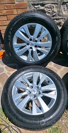 Gomme auto