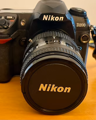 Nikon D200 + Nikkor AF 28-80 + Nikkor AF-DX 18-105