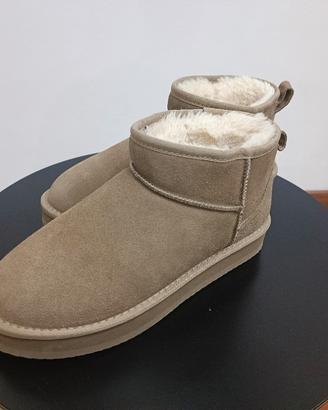 Scarponcini "tipo UGG" Beige tg.41, marca TOO LIKE