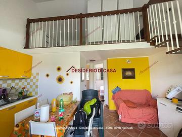 Casa, Campofelice di Roccella.