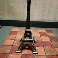 TORRE EIFFEL