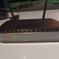 NETGEAR DGN 2000 MODEM ROUTER