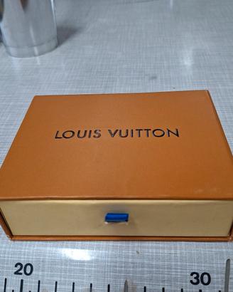 scatola vuota Louis vuitton 