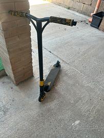 monopattino da freestyle