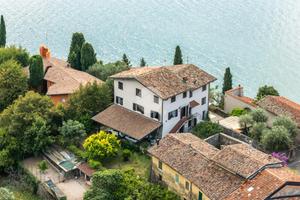 CASA SEMINDIPENDENTE A TOSCOLANO-MADERNO