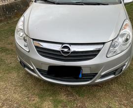 Opel corsa 1.2 benzina