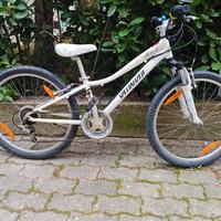 Montain bike 24 Specialized Hotrock bambina