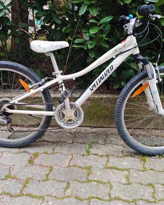 Montain bike 24 Specialized Hotrock bambina