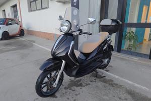 Piaggio Beverly 300