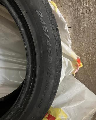 Pirelli 245/45R18