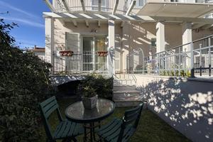 CASA SEMINDIPENDENTE A MASSA