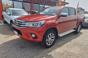 Toyota Hilux 2.4 4WD Double Cab 150cv Executive