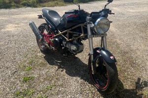 Ducati Monster 600 depotenziata