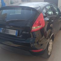 ford fiesta 1.2 benzina