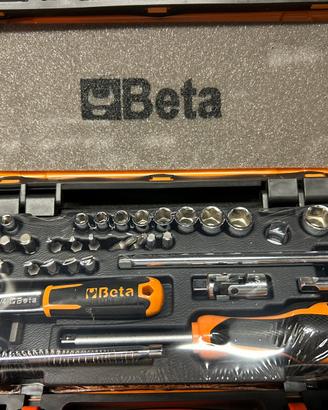 Chiavi e inserti in cassetta Beta 900/C11 NUOVA