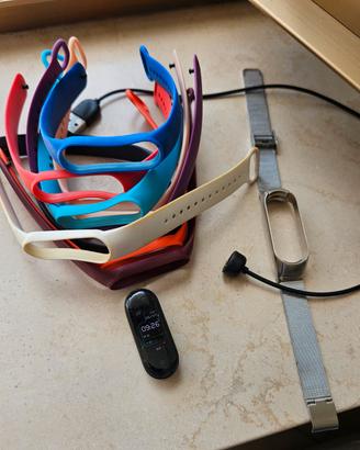 Xiaomi Mi Band 5 + cavo + 10 cinturini
