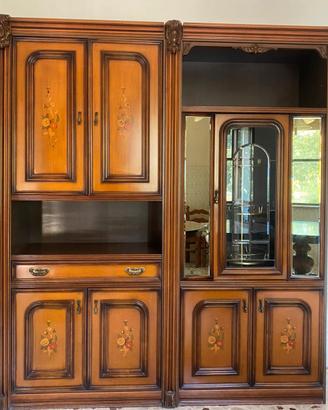 Mobile sala antiquariato