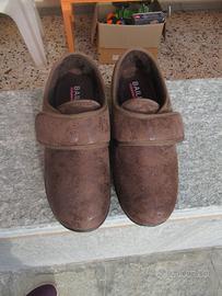 Scarpe-pantofole comode beige