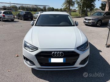 Audi A4 Avant 30 TDI/136 CV S tronic Business Adva