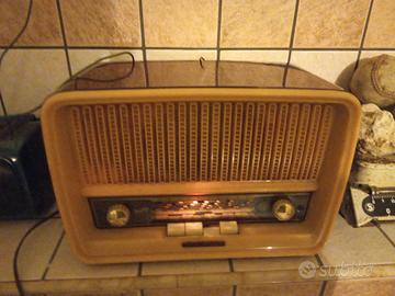 Radio vintage Telefunken R275 Meky Anni 50