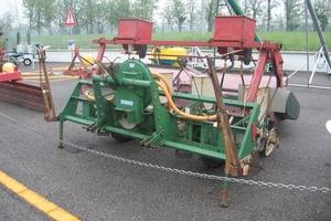 SEMINATRICE PER MAIS MOD. AGER