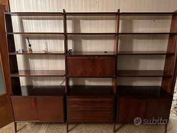 Libreria con vano liquori