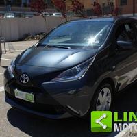 TOYOTA Aygo 1.0 VVT-i 69 CV 5 porte x-play per n