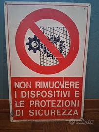 Cartello dispositivi di sicurezza 