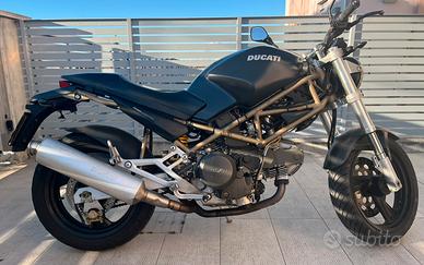 Ducati Monster Dark 600