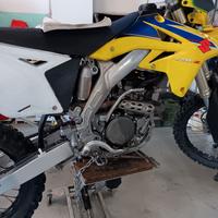 Suzuki Valenti RM-Z 250 - 2009