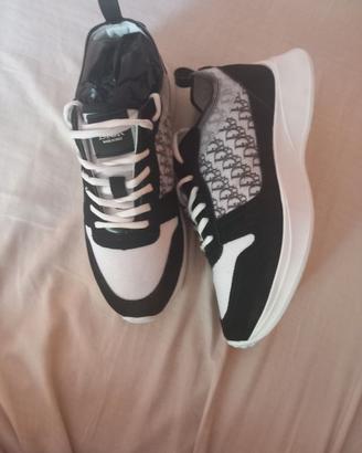 Dior b 25