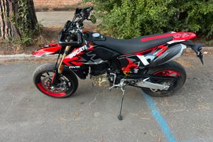 Ducati Hypermotard 698 RVE (01/2025) - 2.560km