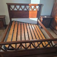 camera matrimoniale completa in legno massello