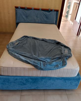 letto 1 piazza e mezza + materasso + pouf 