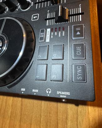 Consoll NUMARK PARTY MIX LIVE