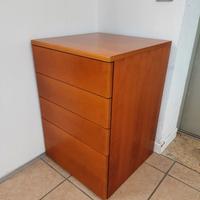 Cassettiera in impiallacciato ciliegio