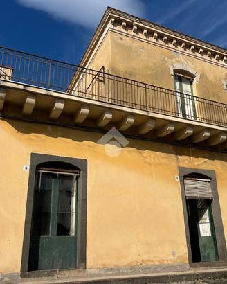 CASA INDIPENDENTE A GIARRE