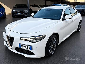 Alfa Romeo Giulia 2.2 Turbodiesel 160 CV AT8 Busin