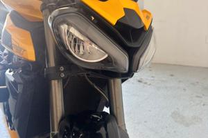 STREET TRIPLE 765 RS