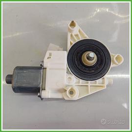 Motorino Alzavetro Anteriore Destro DX