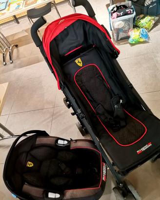 Passeggino Ferrari 2en1 Cosy Macchina
