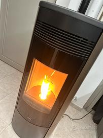 Stufa a pellet NOBIS