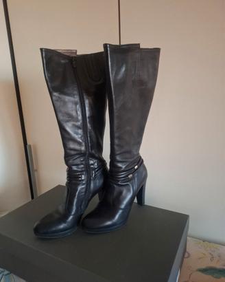 stivale pelle Nero Giardini 