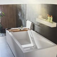 Vasca da bagno in corian