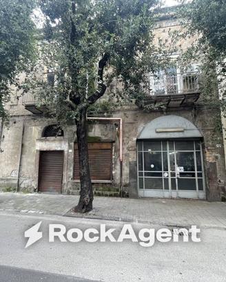 Casa indipendente di 260 m² con 3 locali a Angri