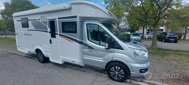 semintegrale camper roller team zefiro select 267