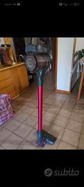 Pratica  esplendida scopa elettrica senza sacco